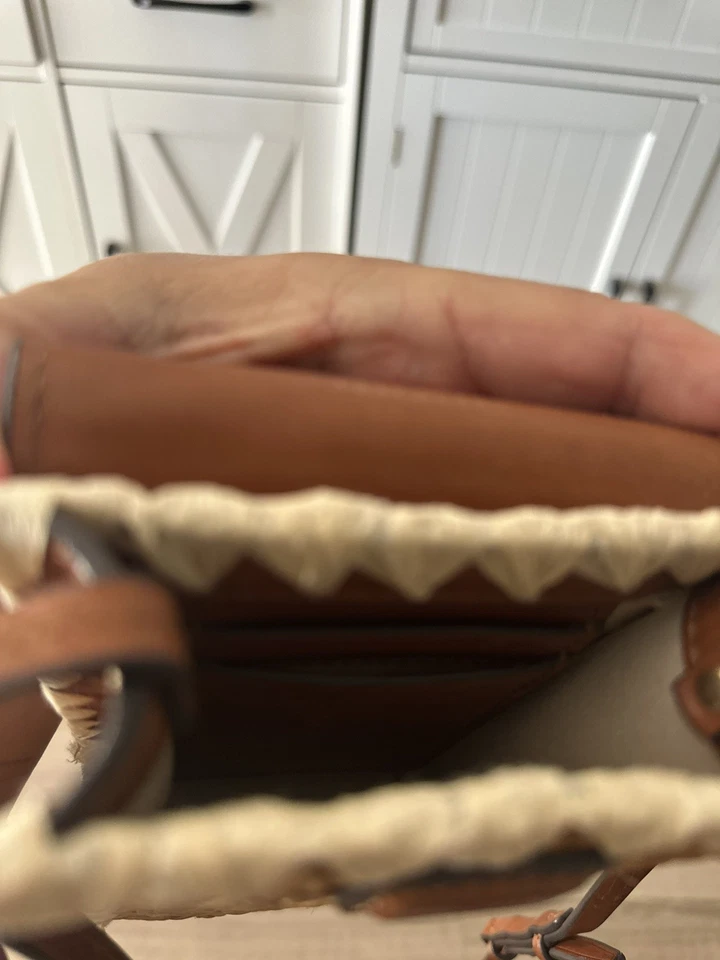 Tory Burch Miller 皮革麂皮绒智能手机斜挎包骆驼色 — 第 2/4 张图片