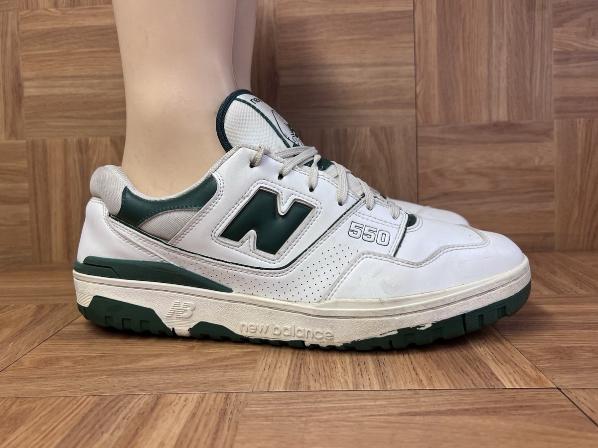 RARE SZ 13 - New Balance Golf Shoes White Green Outdoor Spike-less