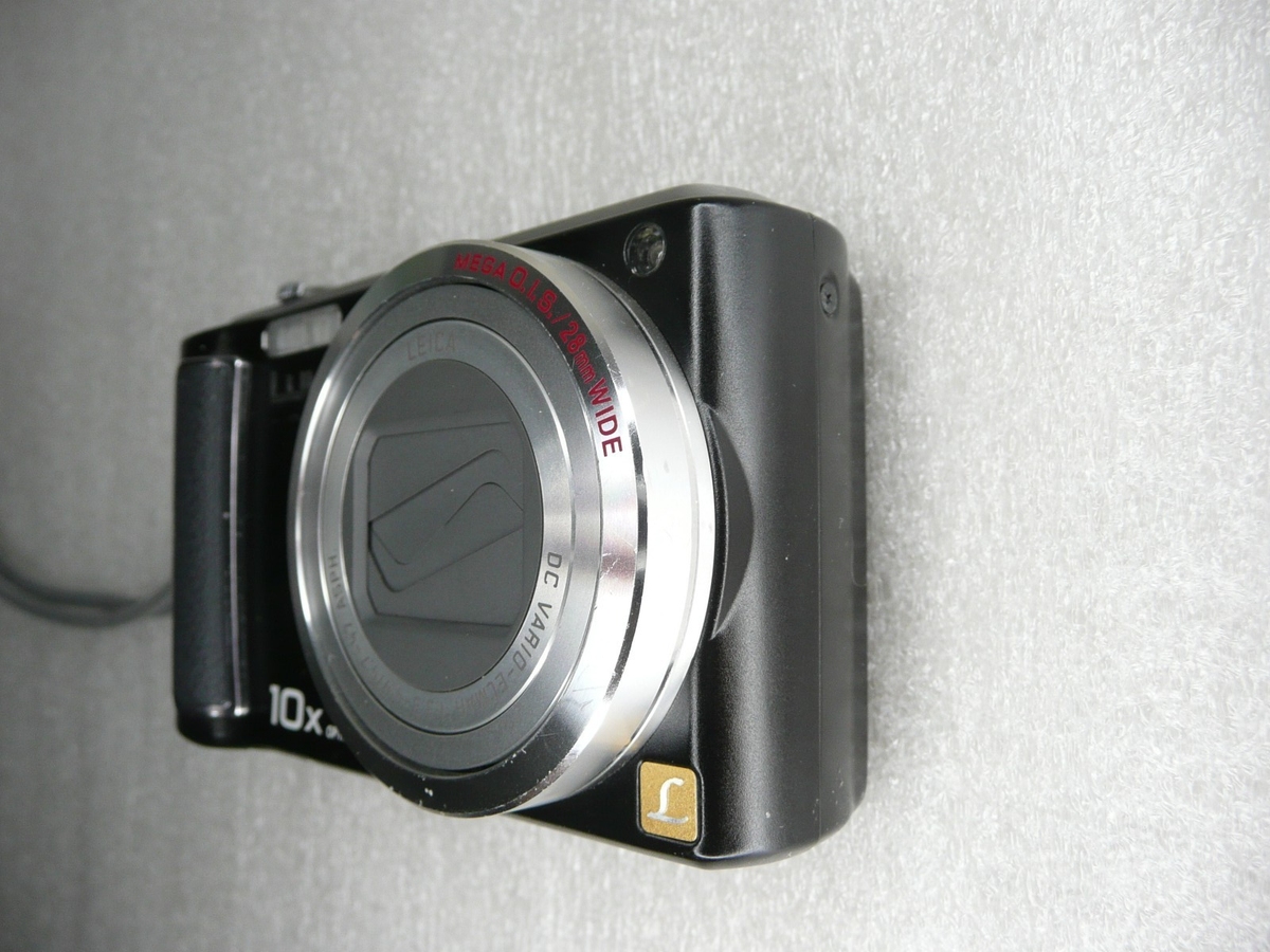 Panasonic LUMIX DMC-TZ5 Leica Lens 'Film-Like' CCD Digital Camera