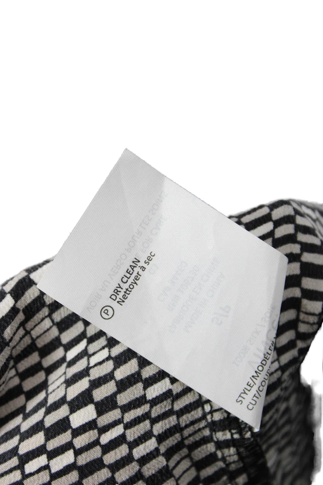 Blusa Vince Feminina de Seda Manga Curta Estampa Geométrica Gola Redonda Cinza Tamanho P - Imagem 4 de 4