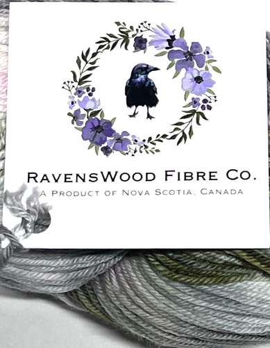 COUNTRY ROSE 100g Skein 437yd Ravenswood Fibre ROBIN WOOD Merino Wool N Fgr YARN - Picture 7 of 8