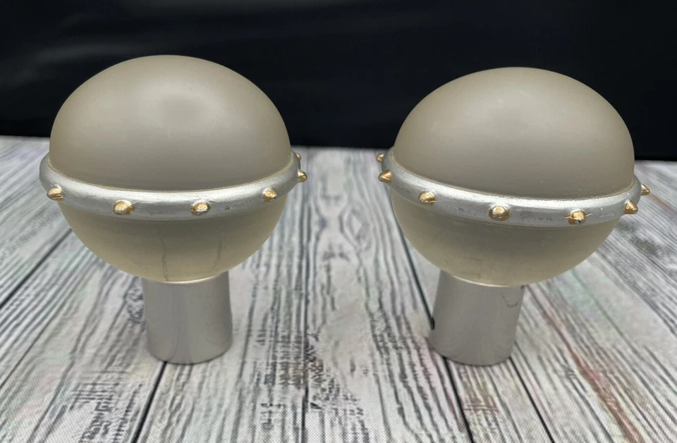 Vintage RARO Ikea Vidro Fosco Redondo Órbita Globo Prata Cortina Vara Acabamentos - Imagem 2 de 4