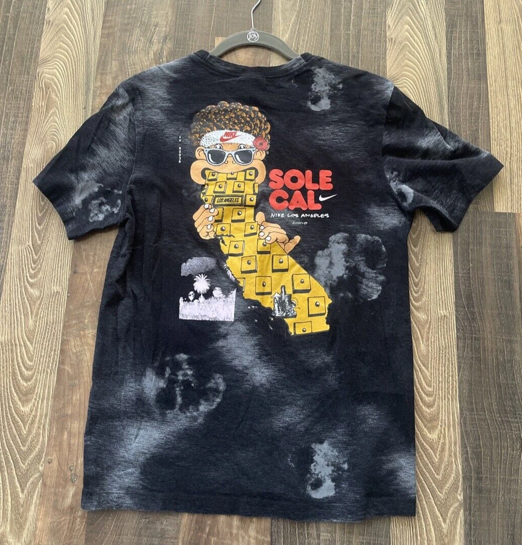 T shirt tête baskets Nike Sole Cal Los Angeles LA pour hommes taille S