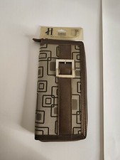 Hampton Collection Brown Leather Travel Wallet