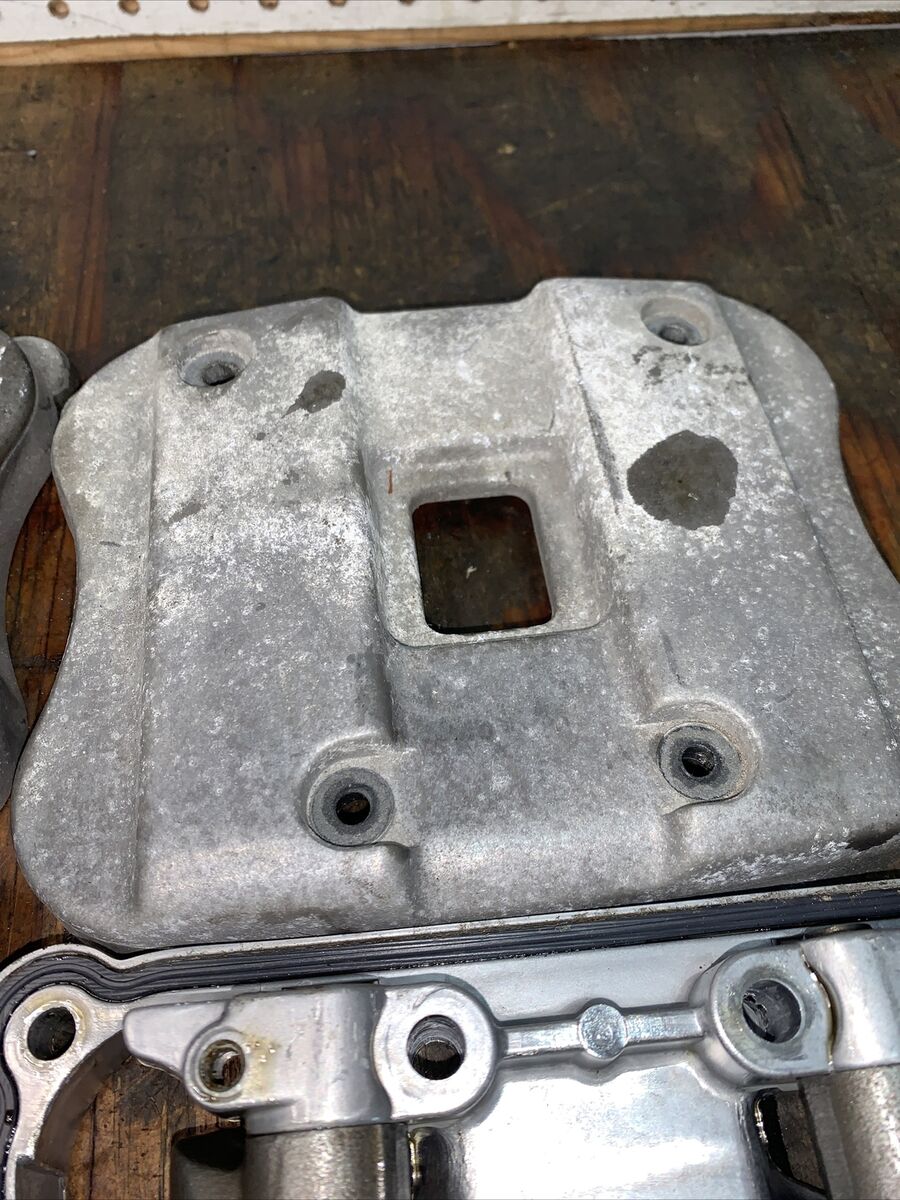 91-03 Harley Sportster XL Engine Motor Rocker Box Boxes Top 91-03 Harley Sportster XL Engine Motor Rocker Box Boxes Top