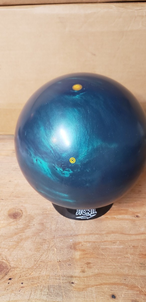 900 GLOBAL WOLVERINE DARK MOSS 15 POUND BOWLING BALL SYMMETRIC