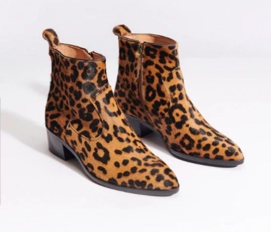 Veronica beard 2025 leopard booties