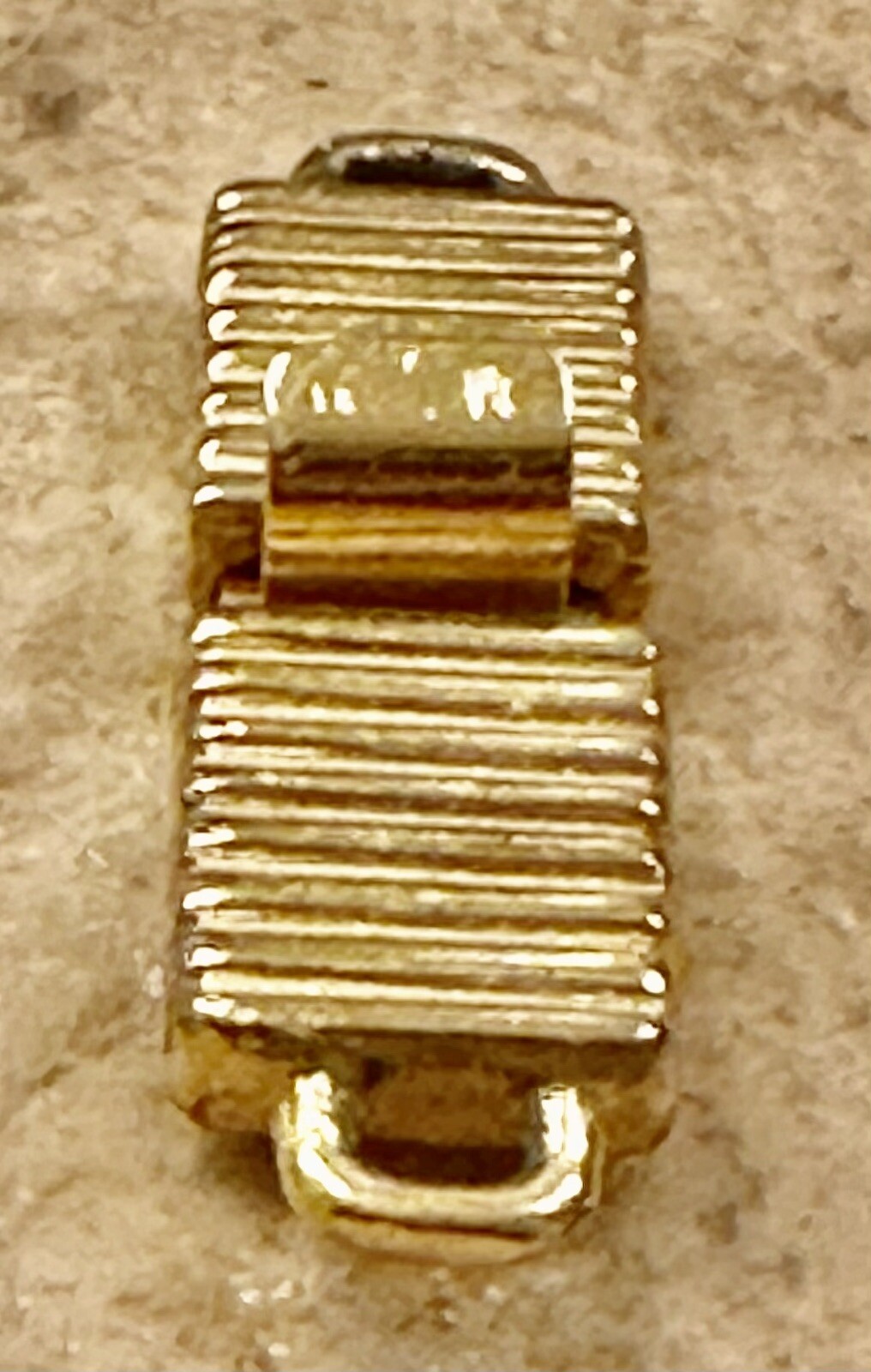 Picture 4 of 8
