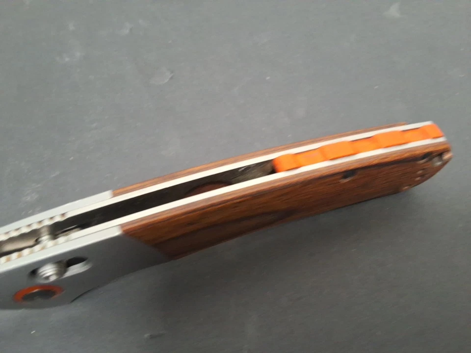 Cuchillo Plegable Benchmade 15080-2 Crooked River S30V Mango Madera Foto 4 de 4