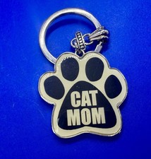 CAT MOM Black and White Paw Print Shaped NOS Keychain - Key Ring Chain