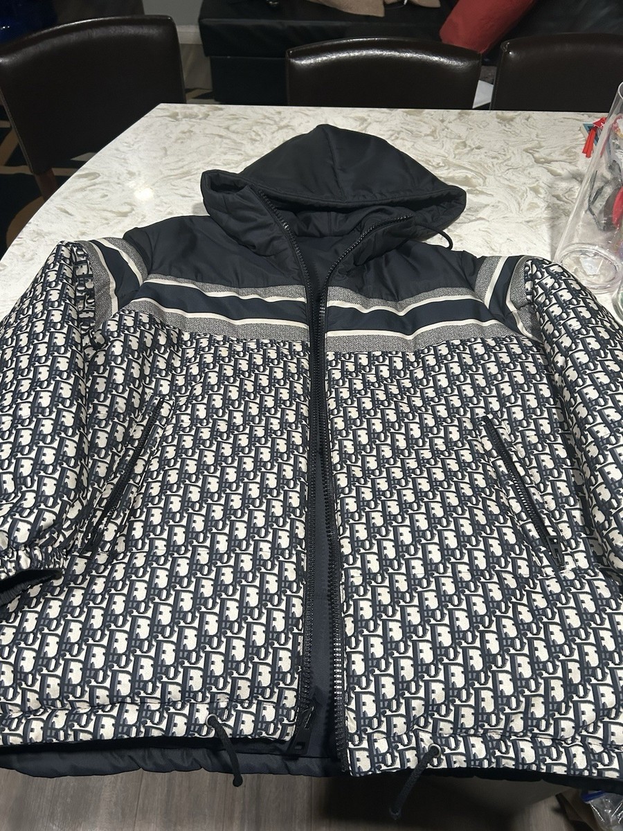 Dior Reversible Blue and Ecru Oblique Quilted Puffer Jacket | eBay