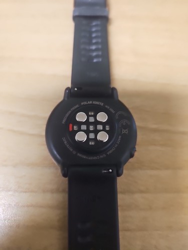 Polar Ignite GPS-Uhr - Schwarz und Gold - Bild 2 von 12