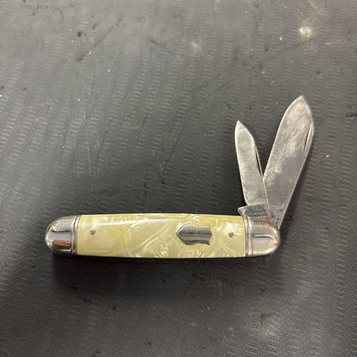 Vintage Imperial 2 blade folding Pocket Knife USA made