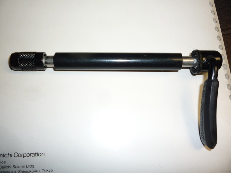 Yakima Thru-Axle 20MM/ 100MM Skewer Adapter
