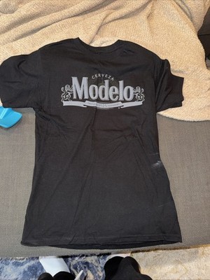 Modelo Men's T-Shirt