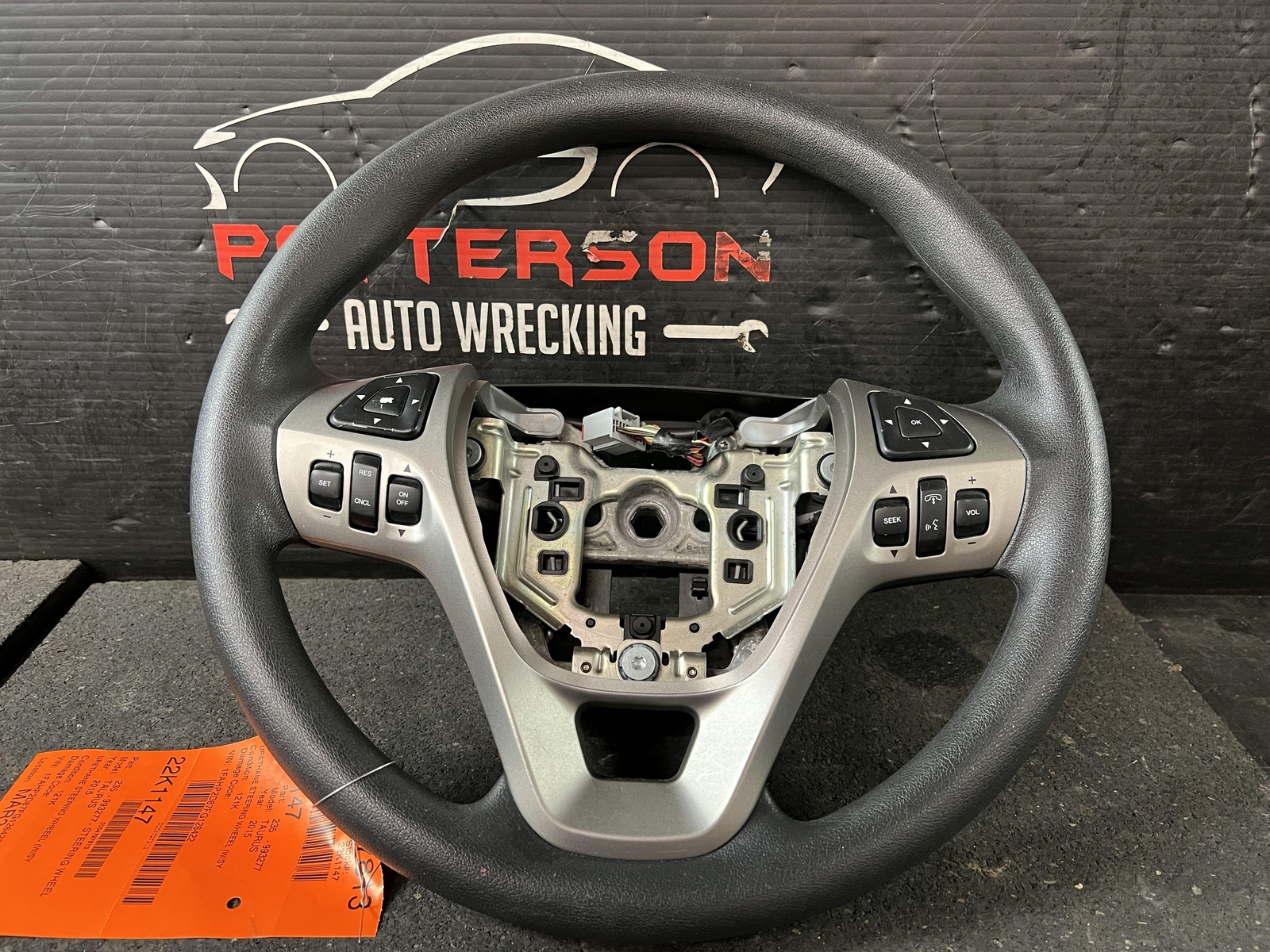 OEM Ford Steering Wheel Black & Silver DG1Z-3600-BB Ford Taurus 
