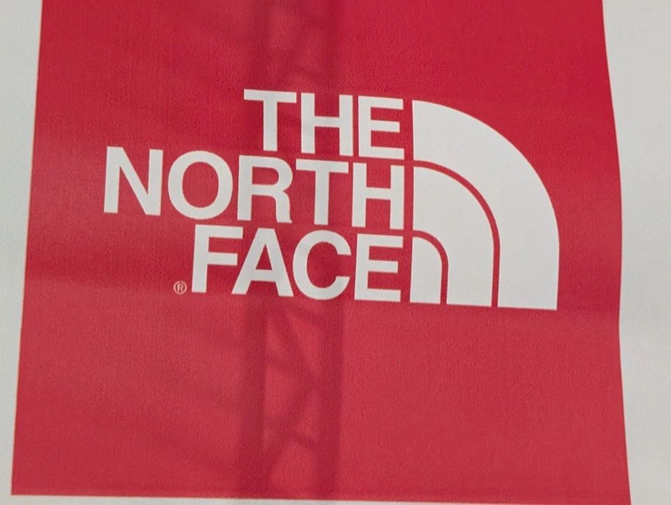 The North Face Chicago blue thermoball jacket bus stop poster 68x48 in gorpcore - Image 2 of 4