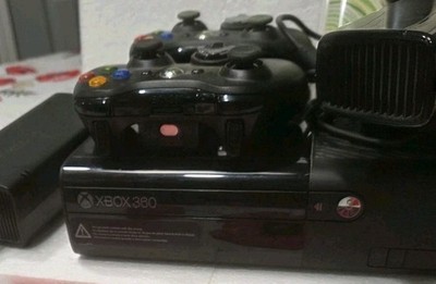 Microsoft Xbox 360 E Console Model 1538 Kinect 2 Controllers HDMI Bundle