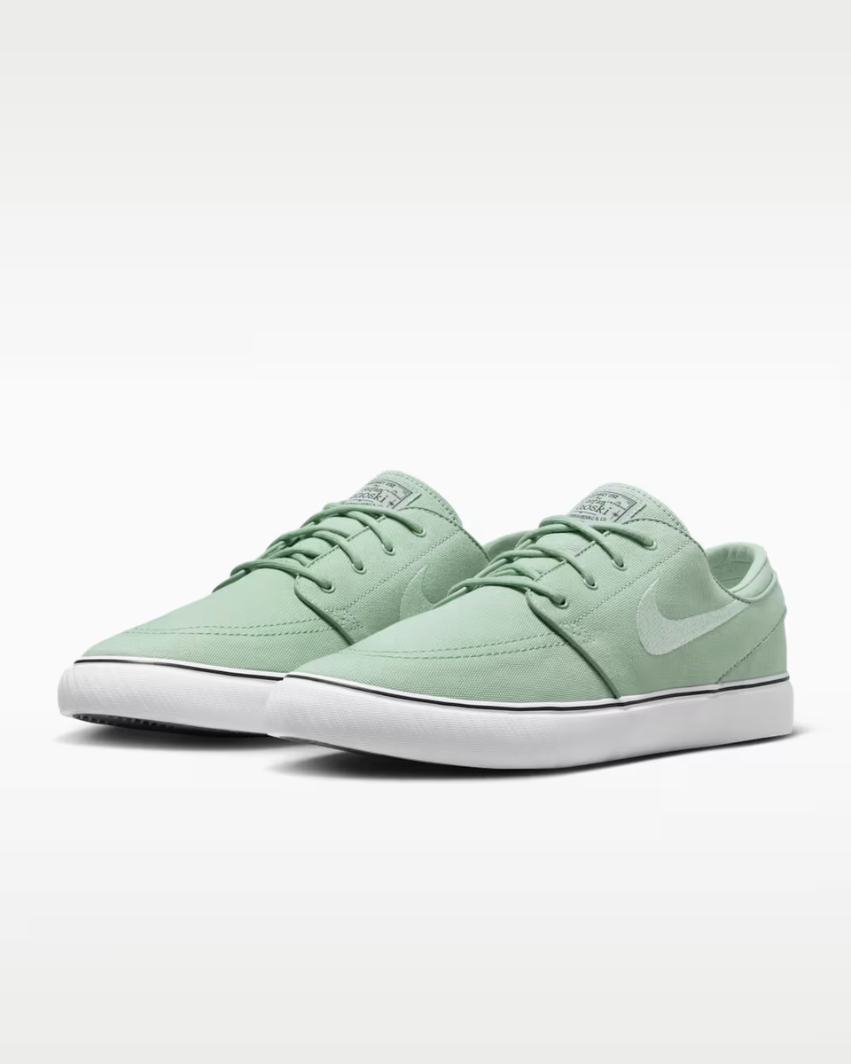 HQ1655-002 Nike SB Zoom Janoski OG+ Canvas Steam White Gum  display picture 1
