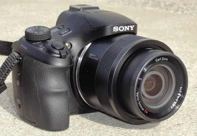 Camera Sony Cyber-Shot DSC-HX400V