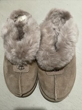 UGG genuine shearling cozy suede slipper In Caribou Sz 6