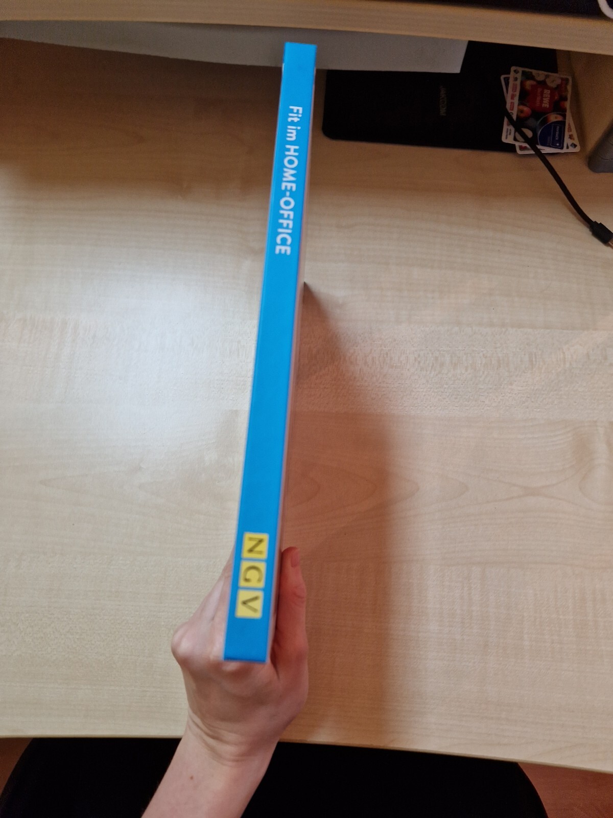 Thumbnail - Fit Home-office. Mehr Bewegung Alltag, Rundum Gesünder Und