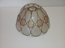 Abat-jour-suspension  vintage style Tiffany en coquillage - Rose et blanc nacré