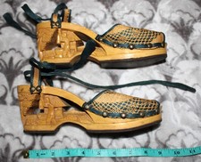 Vintage Wood Carved Strappy Heels Platform Shoes Sandal Womens Size 6.5 to 7