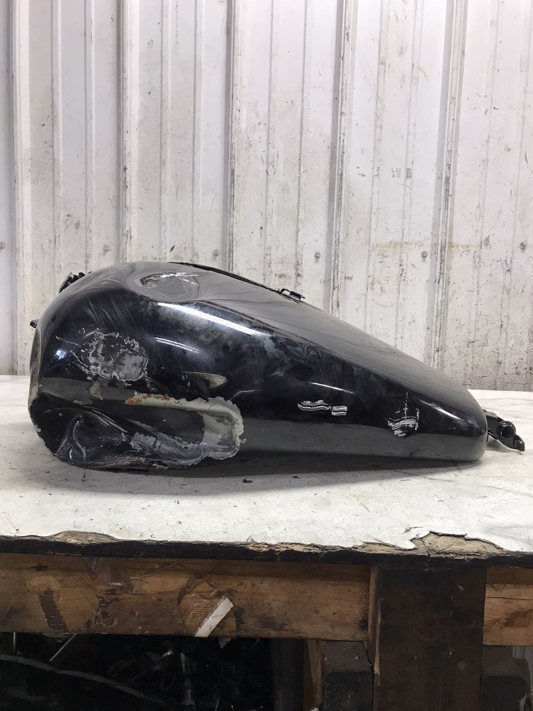 12 Triumph Thunderbird Storm 1600 1700 Gas Fuel Petrol Tank