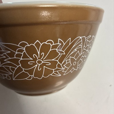 Vintage Pyrex Woodland 401 Mixing Nesting Bowl 1.5 L (750ML)