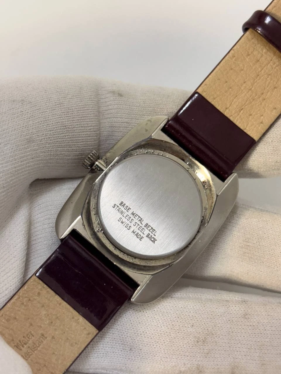 Vintage 1970s Agon Swiss Burgundy Dial TV Case Manual Wind Watch 31x37mm Tank image 17