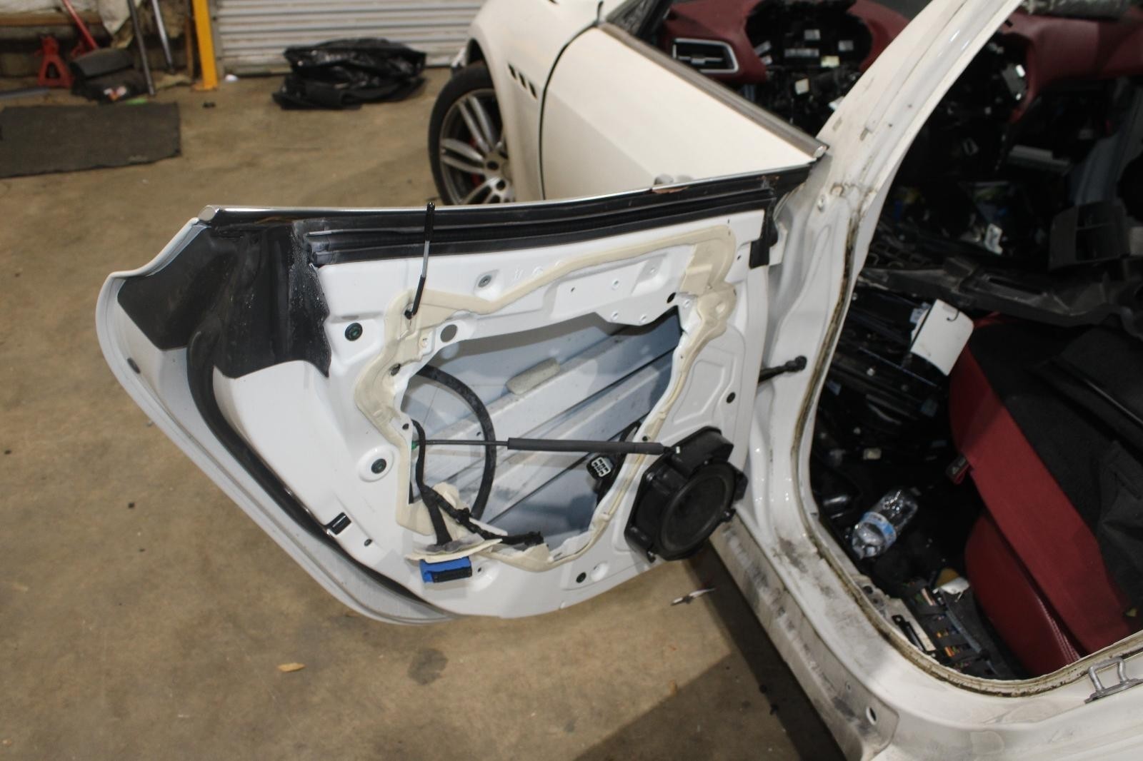 ⚠️BARE⚠️ 14-17 Ghibli Bianco White Rear L LH Door Unit OEM Factory OE WTY OE WTY