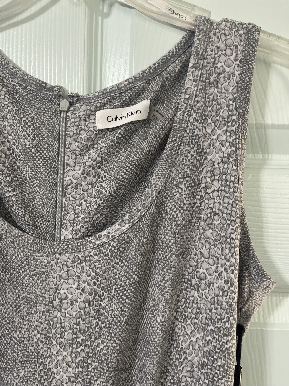 Calvin Klein Women’s Jumpsuit Gray/Silver Pebble Print Sleeveless Sz. 8  thumbnail 2