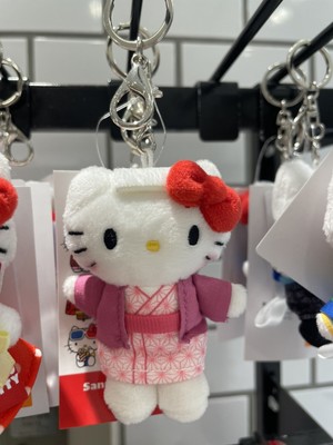 HELLO KITTY  SANRIO X Lowrys Farm %me - Plush Doll Cute Kawaii With Keychain