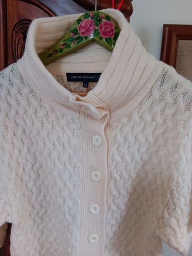 "FRENCH CONNECTION" CREAM..70% ACRYLIC..30% WOOL S/ S CARDIE...SIZE 12-14 - Picture 3 of 7
