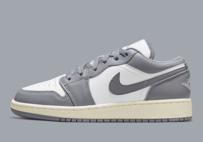 Kid's Size 5.5y / Women's Size 7 Nike Air Jordan 1 Low (GS
