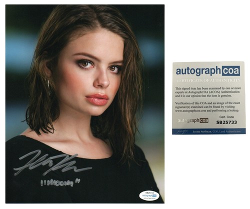 HANNAH KEPPLE SIGNED 8x10 AUTOGRAPHED COBRA KAI/MOON ACOA