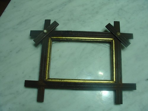 Antique Adirondack Wood Picture Frame Gold Tone Inner Trim White Bead Sm-Med Sz - Picture 5 of 7