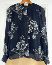 VINTAGE Russell Trusso Women's Black Blue Floral Linen Short Sleeve Blouse