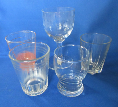 5x Vintage verschiedene Spiritus Kurz Schnapsgläser