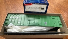 Roundhouse HO Kit #3626 50’ Plug Door Box Car Central Pacific CP Rail 85697 NY