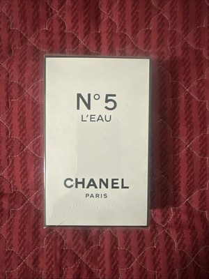 CHANEL No5 Eau de Toilette Spray, 3.4 oz (100ml)