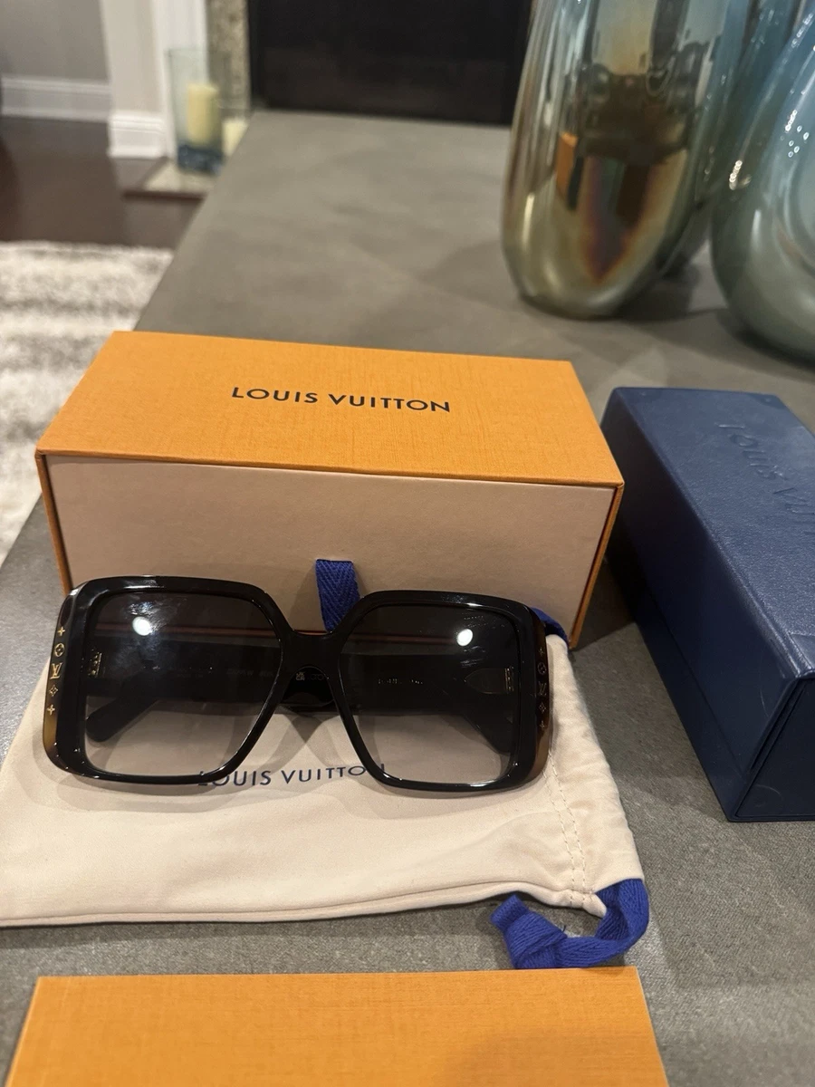 Louis Vuitton Designer Plastic Frame Sunglasses for Women Just