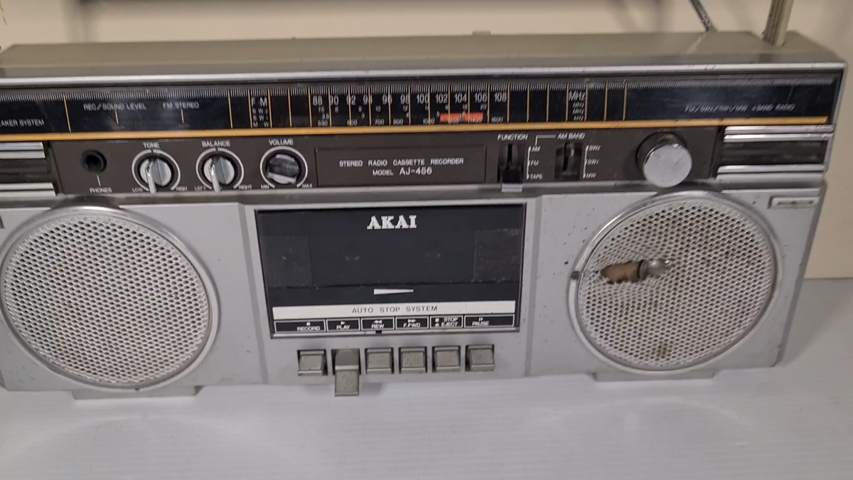 Akai Mini Boombox AJ-456 Vintage Radio Cassette Player *Read