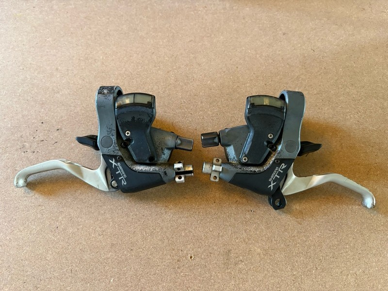 Shimano Deore XTR ST-M950 Retro Mountain Bike Brake and Shifter Set 8x3 Speed