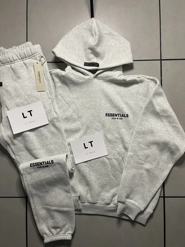 Tuta Fear Of God Essentials SS22 Avena leggera Taglia XS