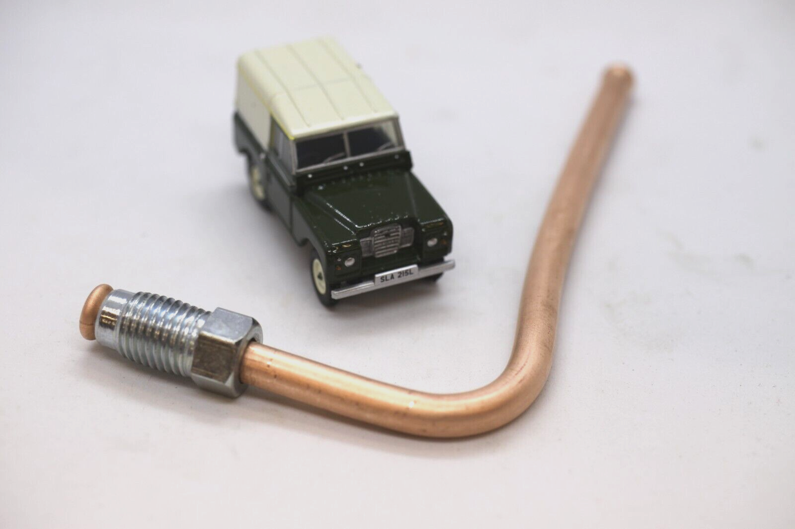 Land Rover brake pipe to suit Series 3, Master Cylinder to Reservoir