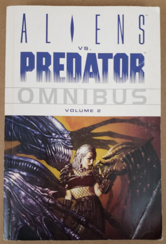 Aliens vs. Predator Omnibus vol 2 — Oct, 2007 — Livre de poche SC, problème d'état* - Photo 1 sur 11