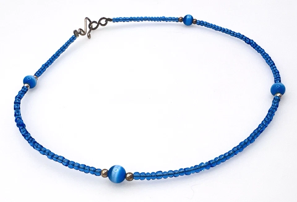 蓝色玻璃种子珠猫眼脚踝手链纯银扣 10 英寸 — 第 4/4 张图片