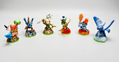 Konvolut 30 Skylanders Figuren 6 Figuren Ignitor Whirlwind Drobot Flameslinger